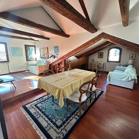 Apartmán Incantevole Loft A *